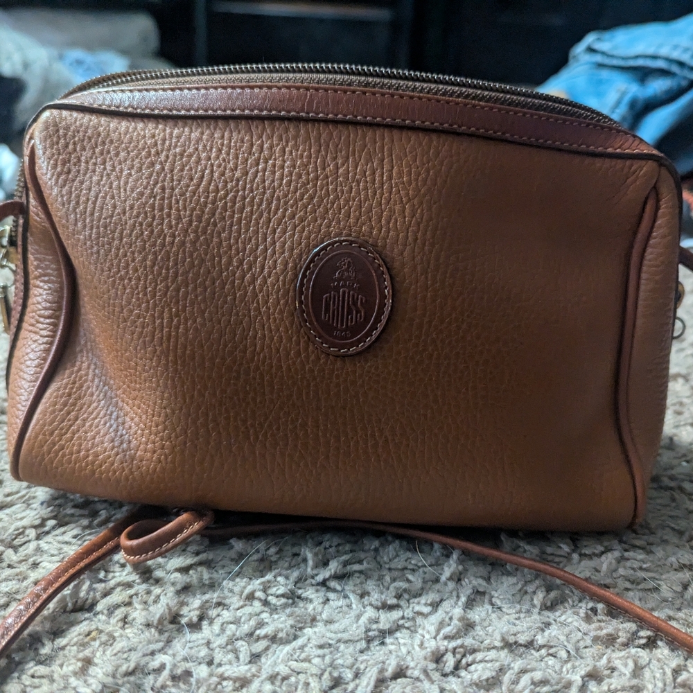 Vintage Mark Cross 1845 Heritage Made in Italy leather crossbody bag